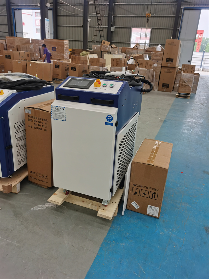 Industrial Laser Paint Removal - 6000W高出力連続レーザー洗浄機（工業用ステンレス鋼および金属の錆や塗料除去用）
